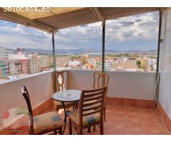 Ático Esquinero con Terraza - , Listo para Entrar a vivir