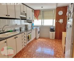 Ático Esquinero con Terraza - , Listo para Entrar a vivir