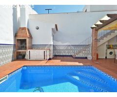 Casa con piscina privada en Maro, Málaga, Costa del Sol, España.