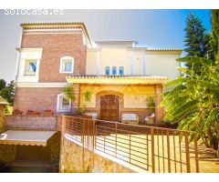 Villa de lujo con piscina y vistas al mar en Nerja, Málaga, Costa del Sol,