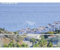Villa con vistas al mar en Peñoncillo, Torrox Costa: ¡Descúbrela!