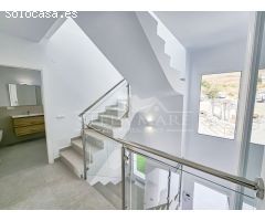 Vive el Lujo Mediterráneo: Casa de Ensueño a 5 Minutos del Centro de Nerja