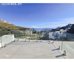 Villa con vistas al mar en Peñoncillo, Torrox Costa: ¡Descúbrela!