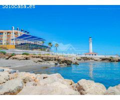 Villa con vistas al mar en Peñoncillo, Torrox Costa: ¡Descúbrela!