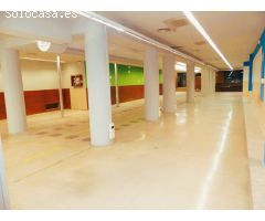 LOCAL COMERCIAL APTO PARA CUALQUIER NEGOCIO.