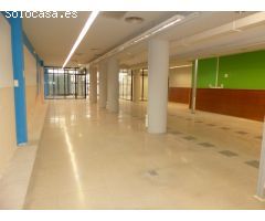 LOCAL COMERCIAL APTO PARA CUALQUIER NEGOCIO.