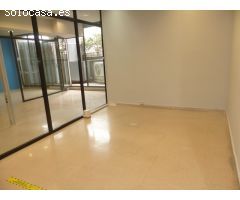LOCAL COMERCIAL APTO PARA CUALQUIER NEGOCIO.