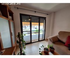Precioso Piso en Vélez-Málaga ,Centro: ¡Con Garaje, Trastero, Piscina y Más!