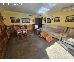 Vive frente al mar en Torremolinos! Piso exclusivo en primera línea de playa