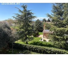 ESPECTACULAR CHALET INDEPENDIENTE EN LA URBANIZACION EL COTO (EL CASAR)
