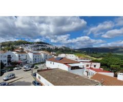 Apartamento céntrico de 2 habitaciones con vistas preciosas en el corazón de