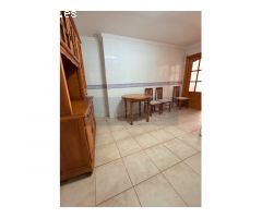 Dos propiedades unidas casa & local de 120m2 a 350 metros de la playa en el