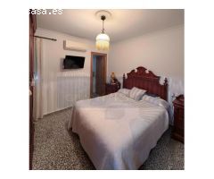 Dos propiedades unidas casa & local de 120m2 a 350 metros de la playa en el