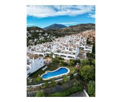Único ático dúplex reformado en Aloha Royal, Los Naranjos, Valle del Golf,