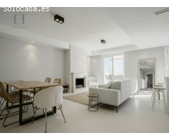 Único ático dúplex reformado en Aloha Royal, Los Naranjos, Valle del Golf,