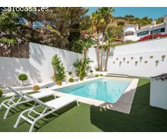 Impresionante villa con vistas panorámicas al mar
