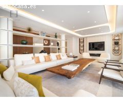 Villa de Lujo Elegante en Altos Reales, Milla de Oro de Marbella