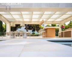 Villa de Lujo Elegante en Altos Reales, Milla de Oro de Marbella