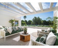 Villa de Lujo Elegante en Altos Reales, Milla de Oro de Marbella