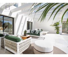 Villa de Lujo Elegante en Altos Reales, Milla de Oro de Marbella