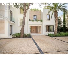 Villa de Lujo Elegante en Altos Reales, Milla de Oro de Marbella