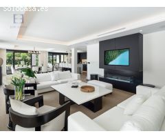 Lujosa villa en Nueva Andalucía con vistas en primera línea de golf