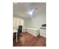 Atención estudiantes habitación con baño de alquiler en Villanueva de la Cañada