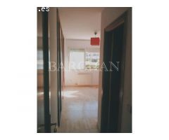 Se vende fantástico piso