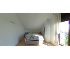 ESTUPENDO CHALET QUE CONSTA DE TRES DORMITORIOS, DOS SALONES, DOS BAÑOS, COCINA,