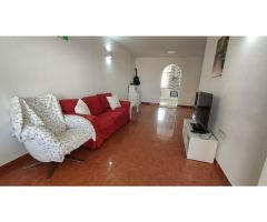 Excelente PLANTA BAJA , 190m. de parcela en Los Nietos, 2ª linea , 3 dorm. 2