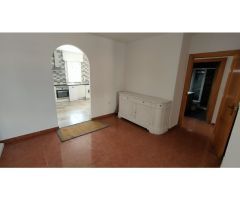 Excelente PLANTA BAJA , 190m. de parcela en Los Nietos, 2ª linea , 3 dorm. 2