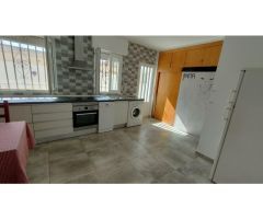 Excelente PLANTA BAJA , 190m. de parcela en Los Nietos, 2ª linea , 3 dorm. 2