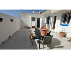 Excelente PLANTA BAJA , 190m. de parcela en Los Nietos, 2ª linea , 3 dorm. 2