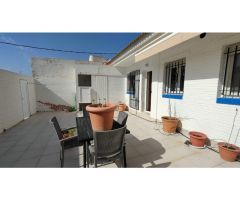 Excelente PLANTA BAJA , 190m. de parcela en Los Nietos, 2ª linea , 3 dorm. 2
