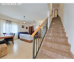 DUPLEX esquina , El Garbanzal, la Unión. 3 dormi, 2 baños, 150 m , con Sotano .