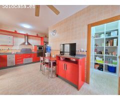 DUPLEX esquina , El Garbanzal, la Unión. 3 dormi, 2 baños, 150 m , con Sotano .