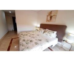PRECIOSO ÁTICO DE 3 DORMITORIOS CON AMPLIA TERRAZA EN LA MARINA DE SOTOGRANDE.