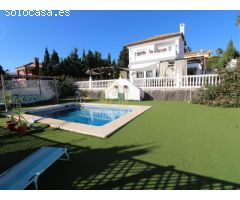 ESPECTACULAR VILLA CON INCREÍBLES VISTAS AL MAR EN ALCAIDESA