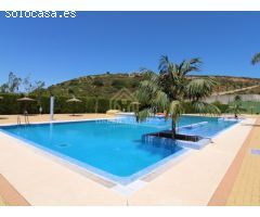 ÁTICO TOTALMENTE REFORMADO Y AMUEBLADO CON GRAN TERRAZA E IMPRESIONANTES VISTAS
