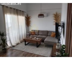 ÁTICO TOTALMENTE REFORMADO Y AMUEBLADO CON GRAN TERRAZA E IMPRESIONANTES VISTAS