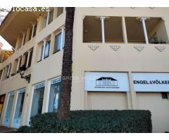 INCREIBLE LOCAL A PIE DE PLAYA EN SOTOGRANDE