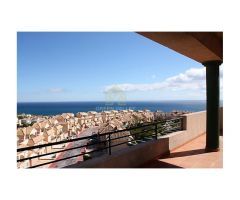 ÁTICO CON GRAN TERRAZA E IMPRESIONANTES VISTAS AL MAR DE DOS DORMITORIOS Y DOS