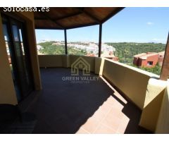 IMPRESIONANTE CHALET DE 5 HABITACIONES Y 3 BAÑOS, CON VISTAS AL MAR, EN