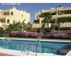 APARTAMENTO PLANTA BAJA CON GRAN JARDÍN EN SOTOGRANDE COSTA.