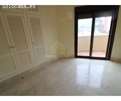 INCREÍBLE APARTAMENTO PRIMERA PLANTA CON VISTAS AL RIO Y A LA MARINA DE