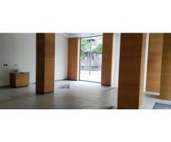 MAGNIFICO LOCAL EN PLENO CENTRO