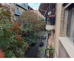 VENTA DE GRAN PISO EN ALHAMAR