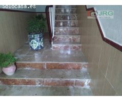 CASA EN VENTA CON TERRENO CERCA DEL MAR