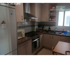 SE VENDE PISO CERCA DE LA AVENIDA PAPA LUNA