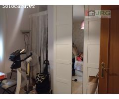 SE VENDE PISO CERCA DE LA AVENIDA PAPA LUNA